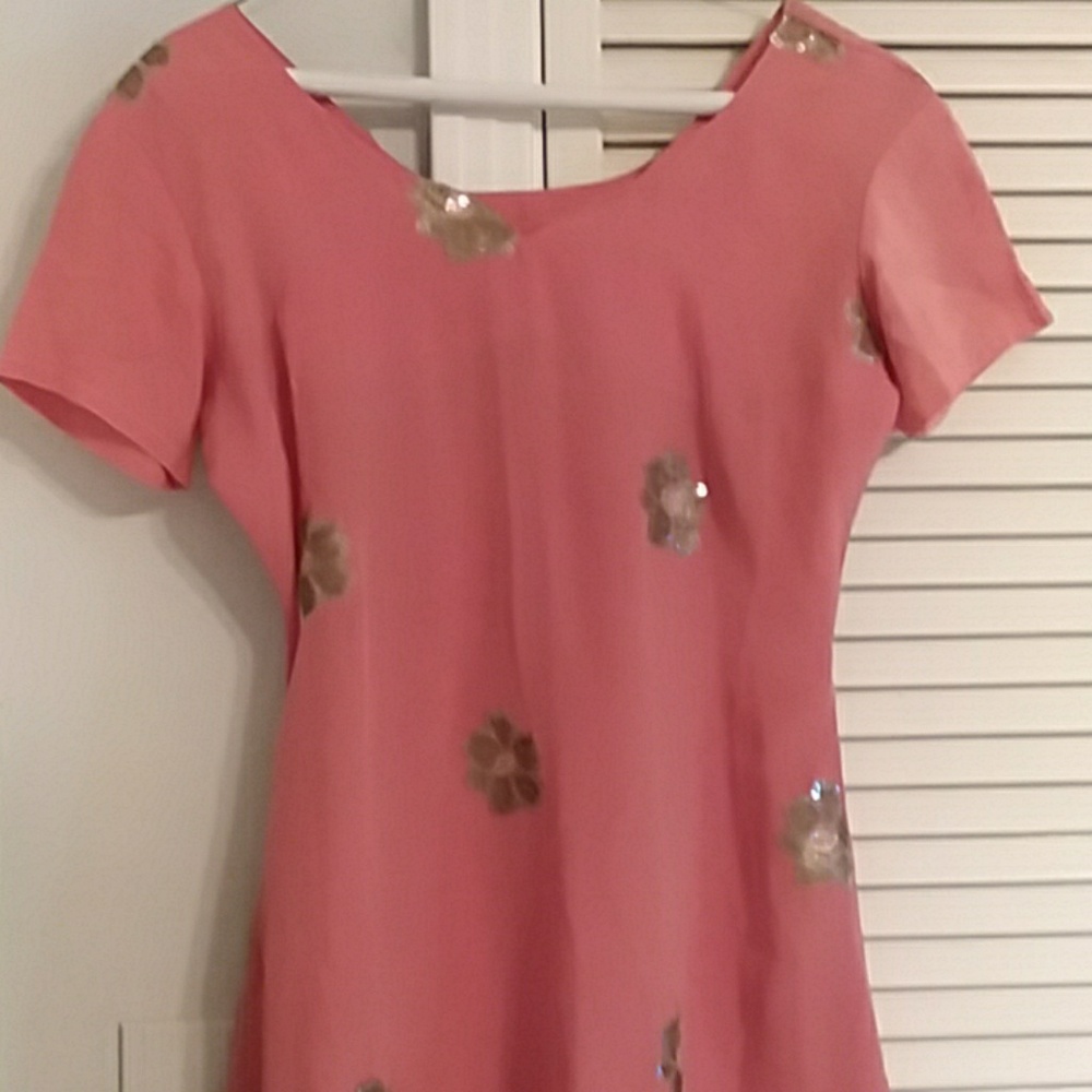 Pretty applique split silky kimono cover up india?